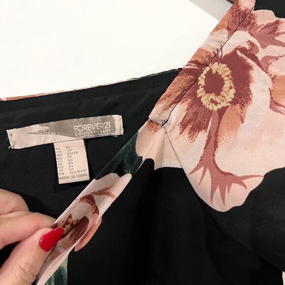 Forever21 Contemporary Floral Maxi Dress Size XS - Picture 8 of 11